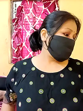 Radhikadavi879 online show from 27, 2, 2025