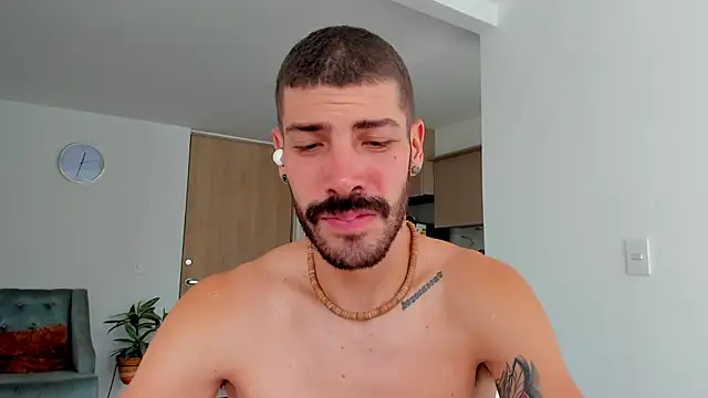 Guyinthemountain online show from 5, 1, 2025