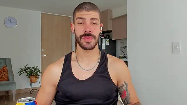 Guyinthemountain online show from 8, 2, 2025