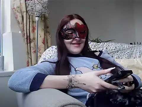 Snapshot of LexiSnowUK chatting on 13, 3, 2026 LexiSnowUK online show from 13, 3, 2026