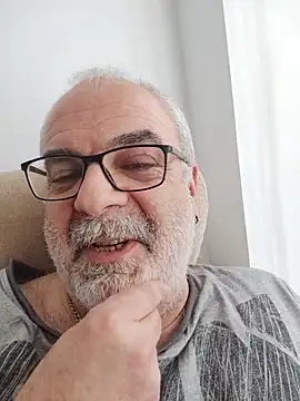 Satiro Sevilla online show from 6, 4, 2026