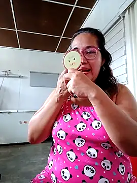 anniecoopeer online show from 8, 3, 2025