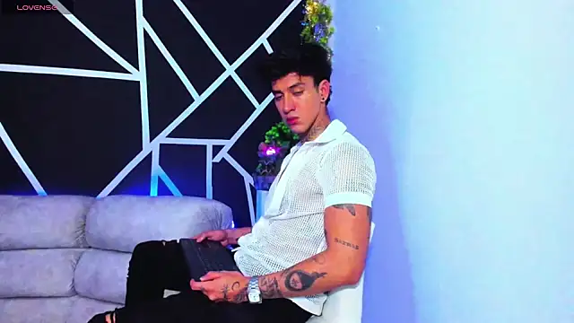 JUSTIN FULLER1 online show from 3, 2, 2025