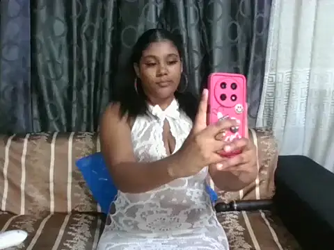 Lilmisskay18 online show from 5, 8, 2026