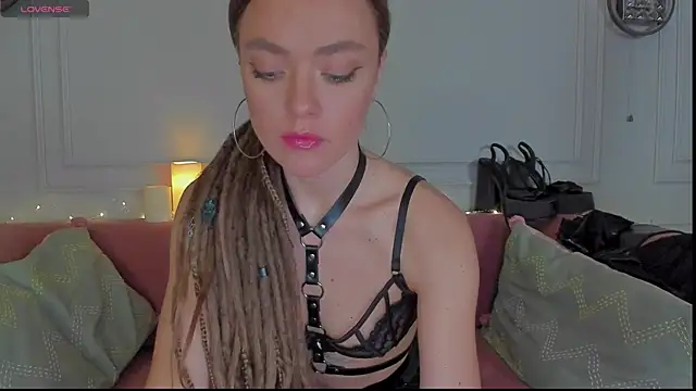 KellyFouler online show from 10, 2, 2025