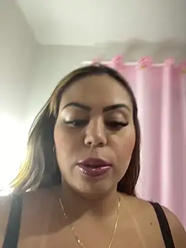 lariic online show from 28, 1, 2025