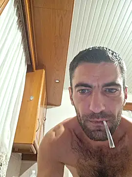 Snapshot of Greecefuck chatting on 10, 9, 2025 Greecefuck online show from 10, 9, 2025