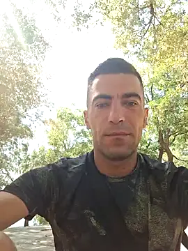 Snapshot of Greecefuck chatting on 12, 9, 2025 Greecefuck online show from 12, 9, 2025