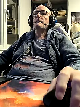 bogland33 online show from 1, 11, 2025