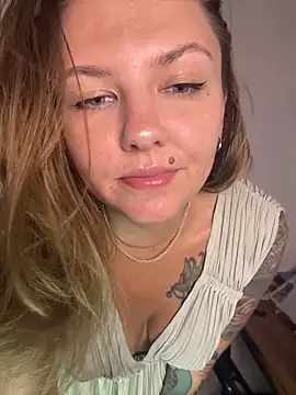  private person  online show from 19, 4, 2026