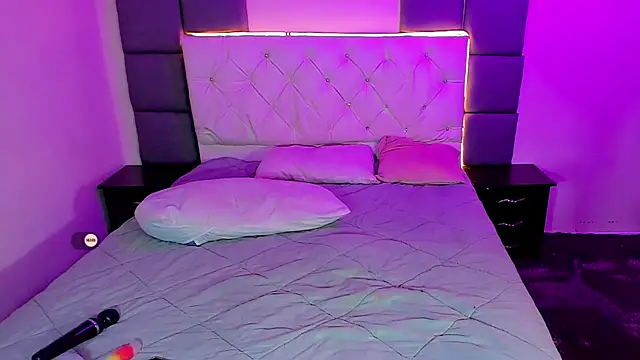 Snapshot of MimiRodriguez chatting on 29, 1, 2025 MimiRodriguez online show from 29, 1, 2025