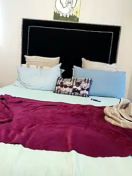 contagiousqueen online show from 8, 2, 2026