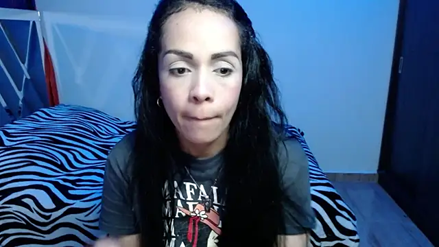 Snapshot of Amber_Lovely chatting on 27, 9, 2025 Amber Lovely online show from 27, 9, 2025