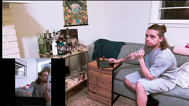 Snapshot of DaddydayDrinkzz chatting on 28, 1, 2025 DaddydayDrinkzz online show from 28, 1, 2025