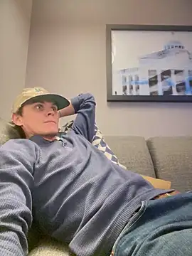 Snapshot of devinshd chatting on 23, 12, 2024 devinshd online show from 23, 12, 2024