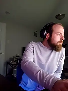 Snapshot of SirYummy18 chatting on 8, 12, 2024 SirYummy18 online show from 8, 12, 2024