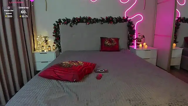 flora off online show from 18, 12, 2024