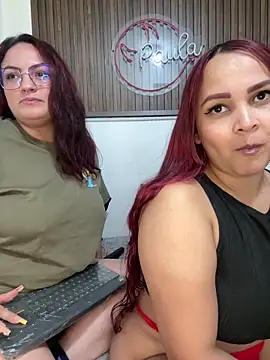 Snapshot of paula_thompson2 chatting on 20, 12, 2025 paula thompson2 online show from 20, 12, 2025