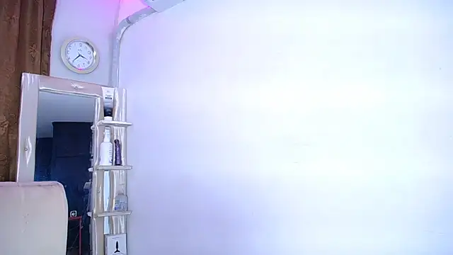 Snapshot of alaia_03 chatting on 27, 1, 2025 alaia 03 online show from 27, 1, 2025