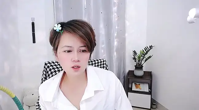 Fan ting online show from 25, 2, 2025