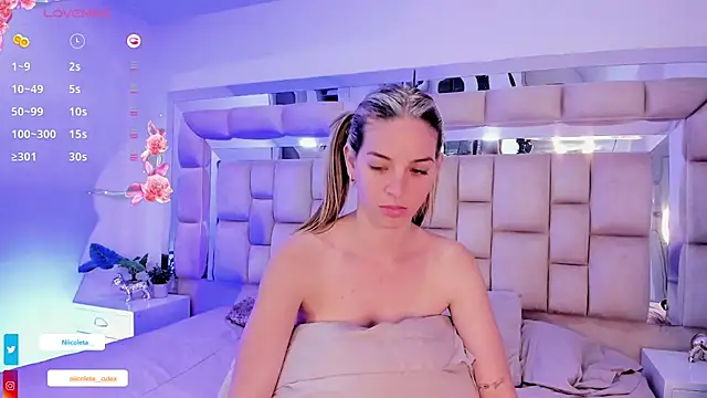 Niicoleta online show from 3, 2, 2025