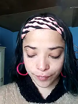 Elvishcassie  online show from 27, 11, 2025