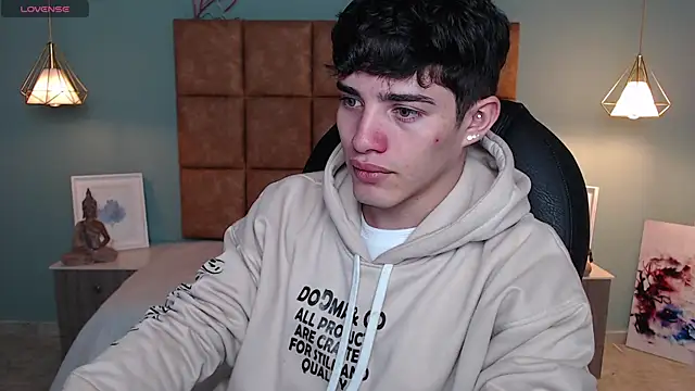 AlejooTwink online show from 15, 2, 2025