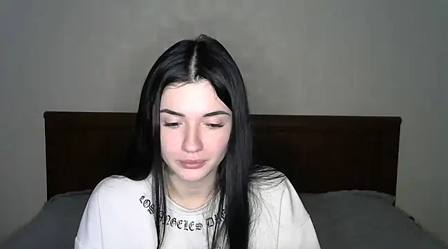 Liana diva online show from 9, 2, 2025