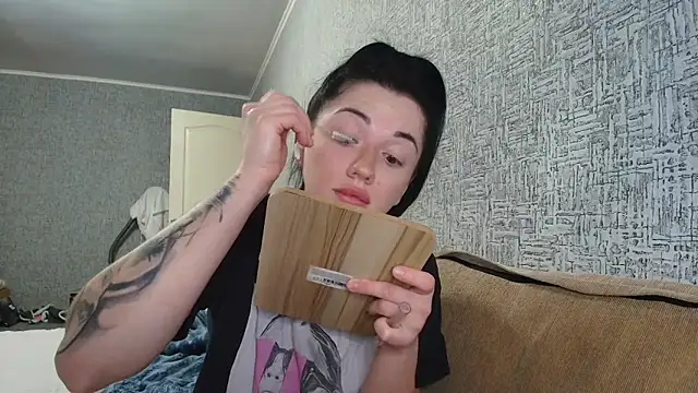 Liana diva online show from 28, 2, 2026