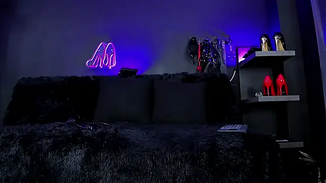 DelaneyStone online show from 4, 11, 2025