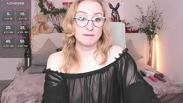 MadissonKiss online show from 3, 12, 2025