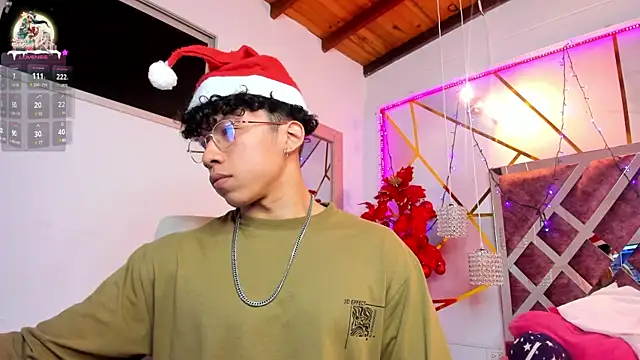 Snapshot of AkazaBoy_ chatting on 24, 12, 2024 AkazaBoy  online show from 24, 12, 2024