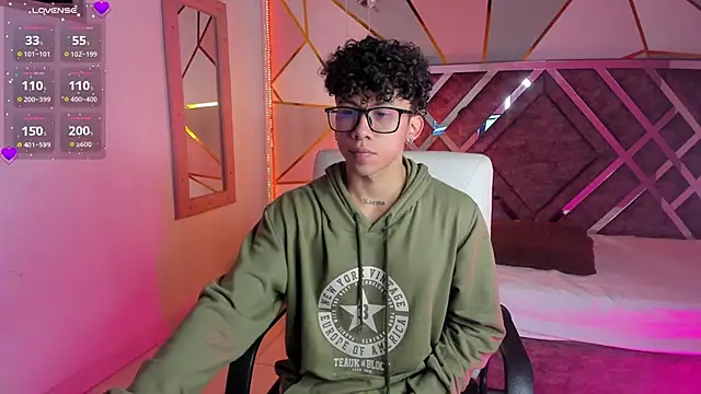 Snapshot of AkazaBoy_ chatting on 22, 1, 2025 AkazaBoy  online show from 22, 1, 2025