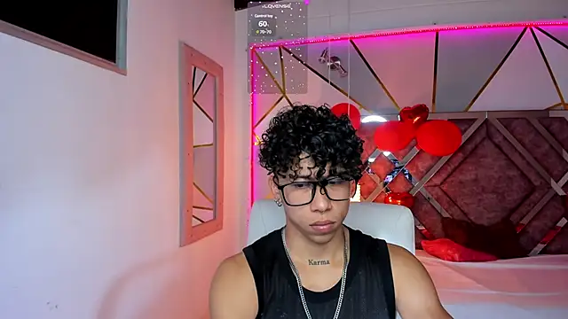 Snapshot of AkazaBoy_ chatting on 14, 2, 2025 AkazaBoy  online show from 14, 2, 2025