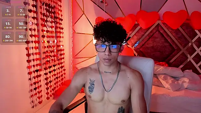 Snapshot of AkazaBoy_ chatting on 23, 2, 2025 AkazaBoy  online show from 23, 2, 2025