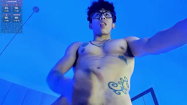 Snapshot of AkazaBoy_ chatting on 8, 3, 2025 AkazaBoy  online show from 8, 3, 2025