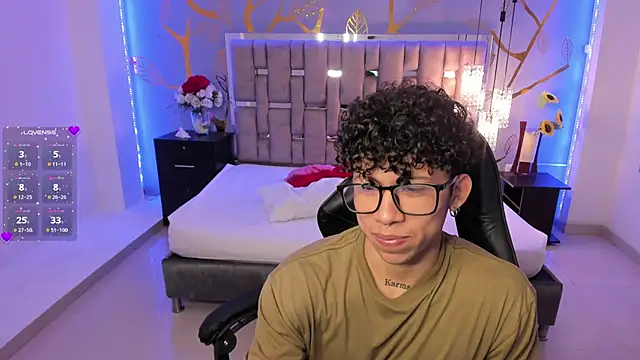 Snapshot of AkazaBoy_ chatting on 20, 3, 2025 AkazaBoy  online show from 20, 3, 2025