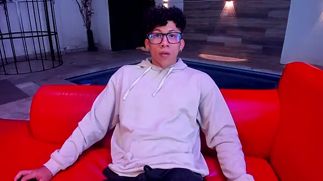 Snapshot of AkazaBoy_ chatting on 11, 9, 2025 AkazaBoy  online show from 11, 9, 2025