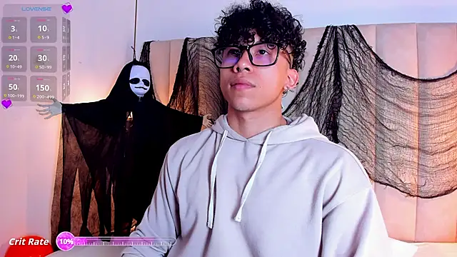 Snapshot of AkazaBoy_ chatting on 31, 10, 2025 AkazaBoy  online show from 31, 10, 2025