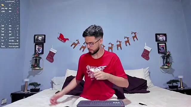 ETHAN ADAM online show from 12, 12, 2024