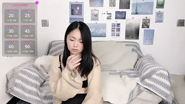 Snapshot of LiLiYbaby chatting on 10, 12, 2024 LiLiYbaby online show from 10, 12, 2024