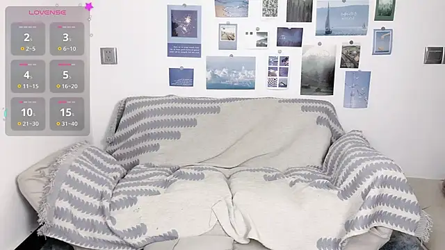 Snapshot of LiLiYbaby chatting on 10, 12, 2024 LiLiYbaby online show from 10, 12, 2024