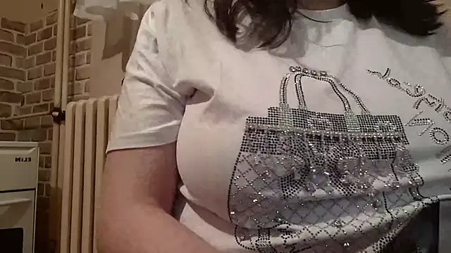 Snapshot of AalinnaK chatting on 16, 2, 2025 AalinnaK online show from 16, 2, 2025