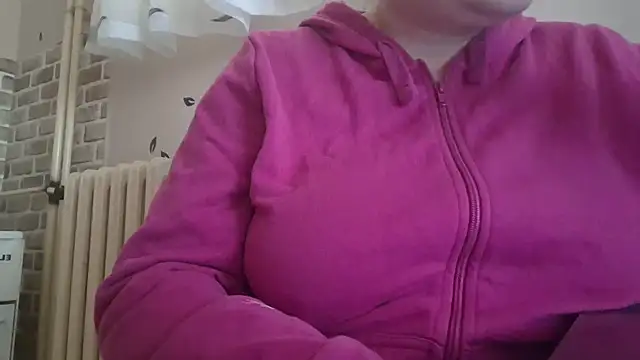 Snapshot of AalinnaK chatting on 27, 2, 2025 AalinnaK online show from 27, 2, 2025