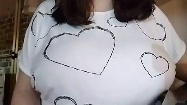 Snapshot of AalinnaK chatting on 29, 11, 2025 AalinnaK online show from 29, 11, 2025