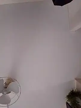 alvaroenriqe23 online show from 19, 1, 2026