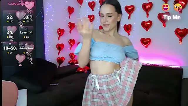 Emillias online show from 4, 3, 2025