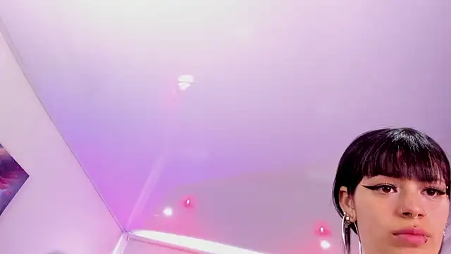 AuroraDiaz online show from 17, 9, 2025