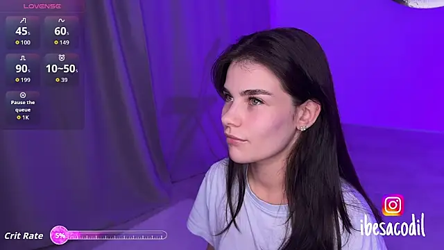 Snapshot of adriana_allien chatting on 15, 11, 2025 adriana allien online show from 15, 11, 2025