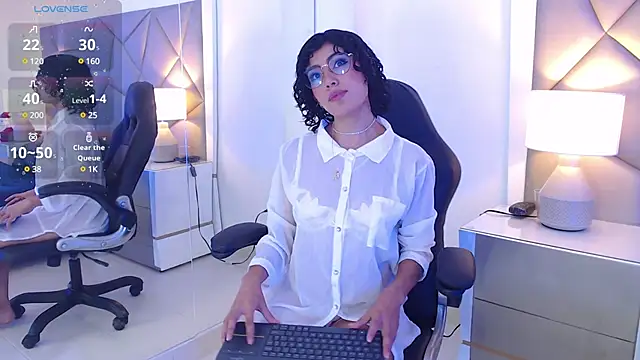 LeeThompson  online show from 11, 1, 2025